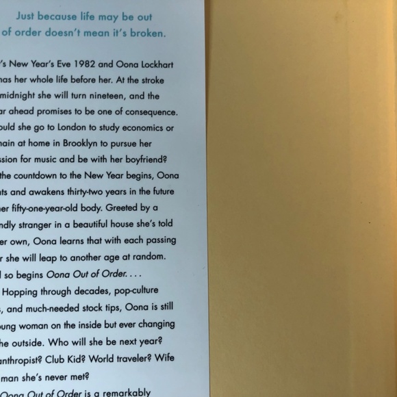 Margarita Montimore Oona Out of Order HC - Picture 2 of 9